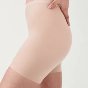 Spanx Thinstincts Invisible Girl Short 10252R